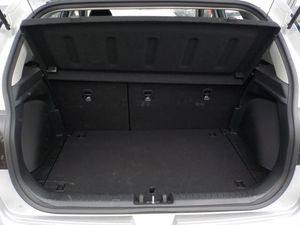 HYUNDAI VENUE SEL - 6