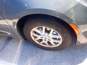 CHRYSLER PACIFICA TOURING L - 9