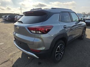 CHEVROLET TRAILBLAZER LT - 2