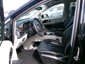 CHRYSLER PACIFICA LIMITED - 3