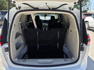 CHRYSLER PACIFICA TOURING L - 6