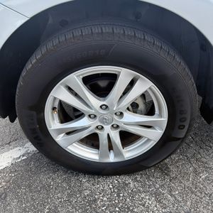 صورة 10 لـ 2011 Hyundai SANTA FE LIMITED