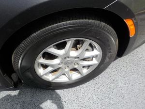 CHRYSLER PACIFICA TOURING L - 8