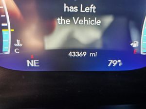 CHRYSLER PACIFICA TOURING L - 5