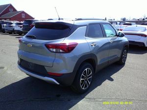 CHEVROLET TRAILBLAZER LT - 2