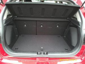 HYUNDAI VENUE SE - 6