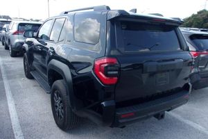 2025 Toyota 4RUNNER SR5 缩略图 13
