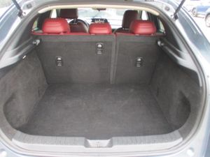 صورة 6 لـ 2025 Mazda CX-30 2.5 S CARBON EDITION