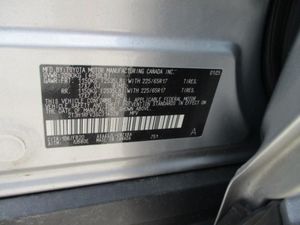 2025 Toyota RAV4 LE 照片 7
