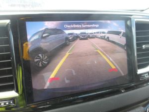 CHRYSLER PACIFICA TOURING L - 4