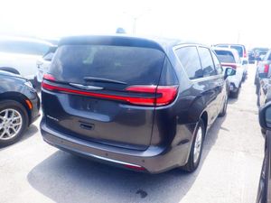 CHRYSLER PACIFICA TOURING L - 2