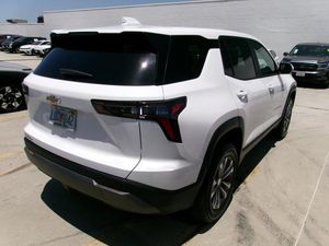 2025 Chevrolet EQUINOX FWD LT 照片 2