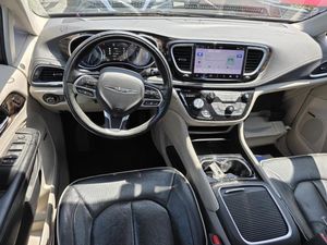 CHRYSLER PACIFICA LIMITED - 4