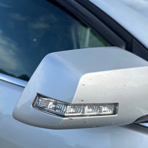 2011 Chevrolet TRAVERSE LT photo 43