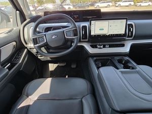FORD EXPEDITION ACTIVE - 4