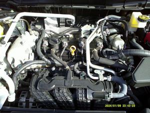 MITSUBISHI OUTLANDER SE - 10