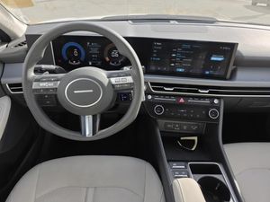 HYUNDAI SONATA SEL - 4