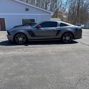 FORD MUSTANG GT PREMIUM - 2