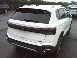 صورة 2 لـ 2025 Volkswagen TAOS SE