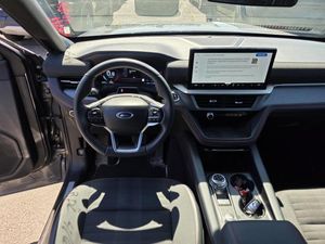 FORD EXPLORER ST-LINE - 4