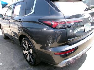 صورة مصغرة 26 لـ 2025 Mitsubishi OUTLANDER SE