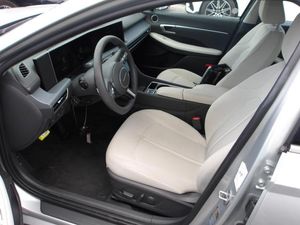 HYUNDAI SONATA SEL - 3