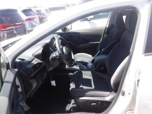 SUBARU CROSSTREK PREMIUM - 3