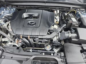 صورة 24 لـ 2025 Mazda CX-30 2.5 S CARBON EDITION