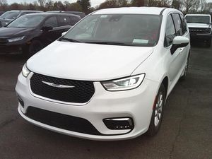 CHRYSLER PACIFICA TOURING L - 1