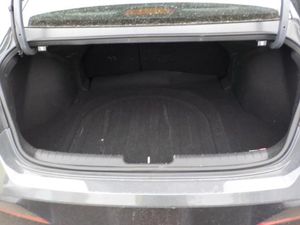 HYUNDAI ELANTRA LIMITED - 6