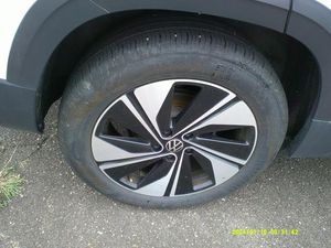 صورة 9 لـ 2025 Volkswagen TAOS SE