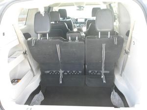 CHRYSLER PACIFICA TOURING L - 6