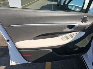 2025 Hyundai SONATA SEL 缩略图 17