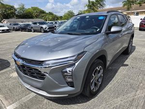 2025 Chevrolet TRAX LT 照片 1