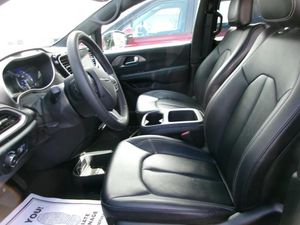 CHRYSLER PACIFICA SELECT - 3