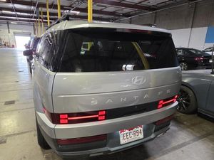 2025 Hyundai SANTA FE SEL 照片 24