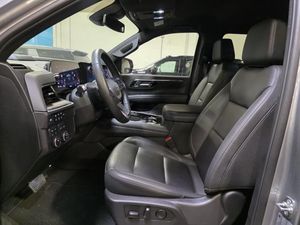 CHEVROLET SUBURBAN Z71 - 3