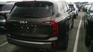 2025 KIA TELLURIDE S — фото 2