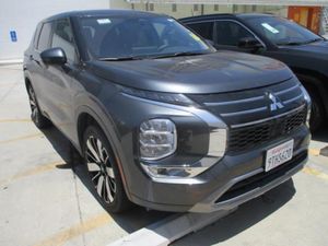 2025 Mitsubishi OUTLANDER SE thumbnail 30