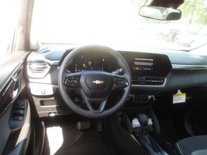 2025 Chevrolet TRAILBLAZER LT — фото 4
