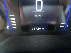 CHRYSLER VOYAGER LX - 5