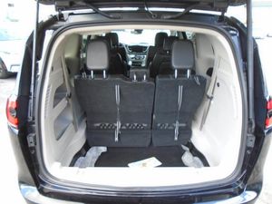 CHRYSLER PACIFICA TOURING L - 6