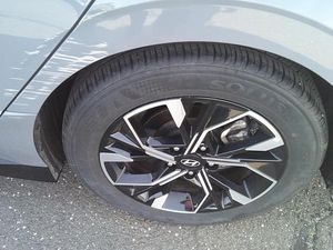 HYUNDAI SONATA SEL - 8