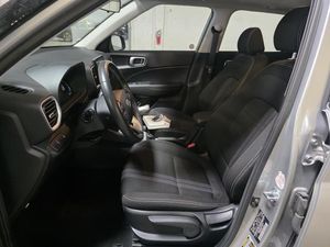 HYUNDAI VENUE SE - 3