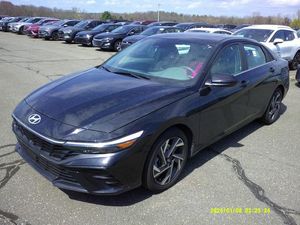 HYUNDAI ELANTRA SE - 1