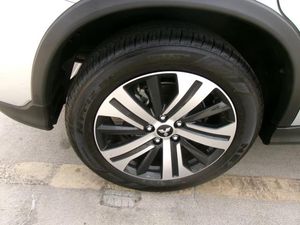 صورة 15 لـ 2025 Mitsubishi OUTLANDER SPORT SE