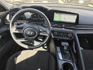HYUNDAI ELANTRA SEL CONVENIENCE - 4