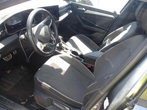 VOLKSWAGEN JETTA SPORT - 3