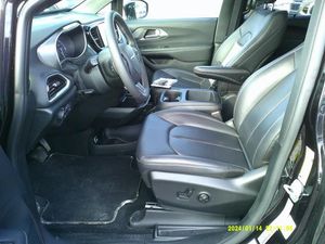 CHRYSLER PACIFICA SELECT - 3