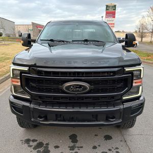 FORD F-250 SUPER DUTY LARIAT - 8